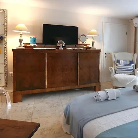 Romantic Nest With Free Parking 아파트 류블랴나